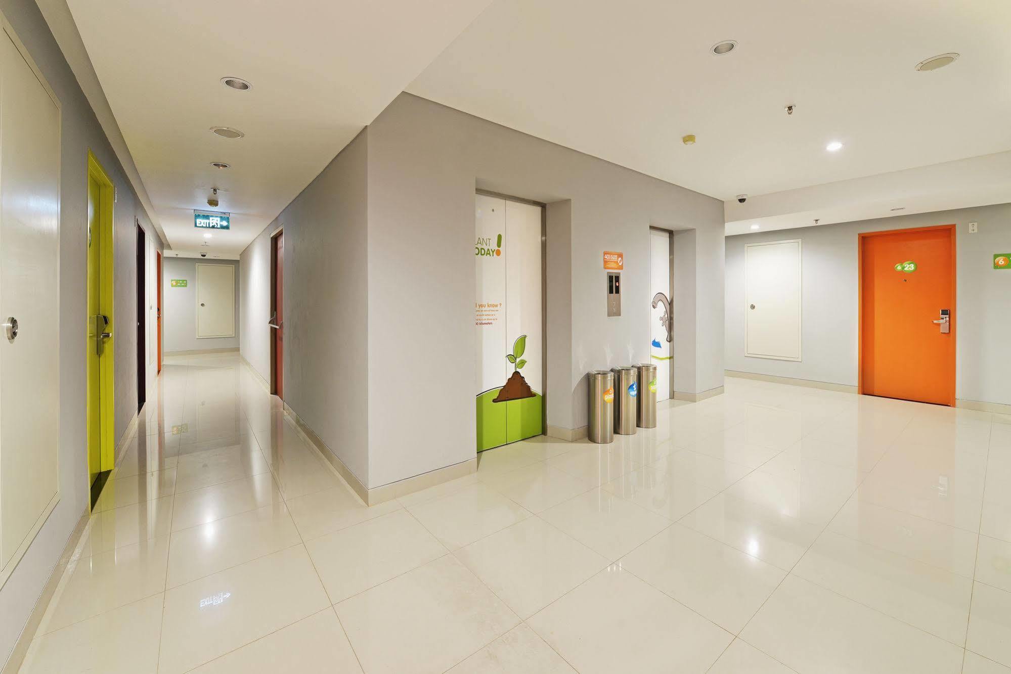 Pop! Hotel Malioboro - Джокякарта Екстериор снимка